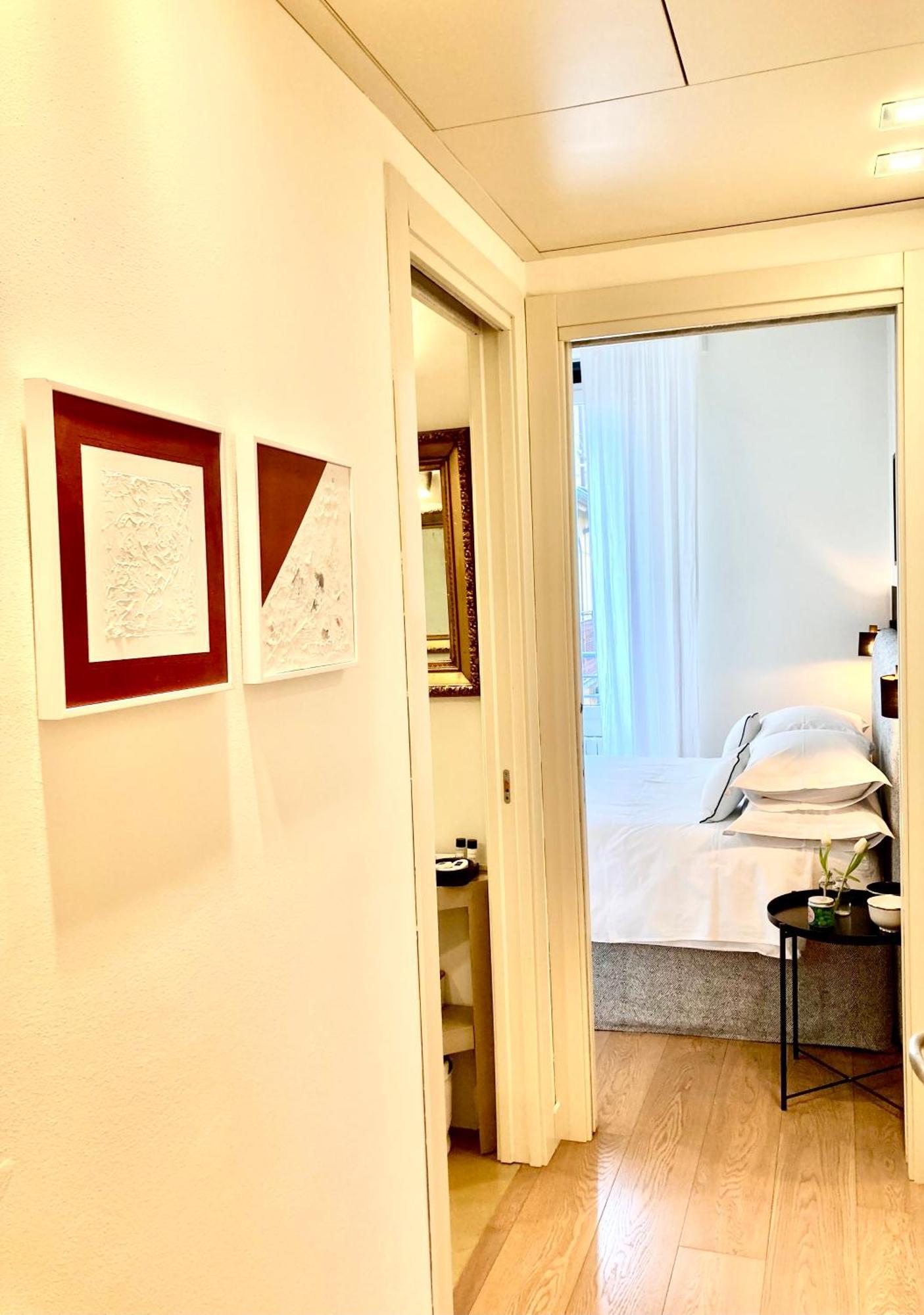 Lily Pads -Elegant Apartment- In The City Center Milano Dış mekan fotoğraf
