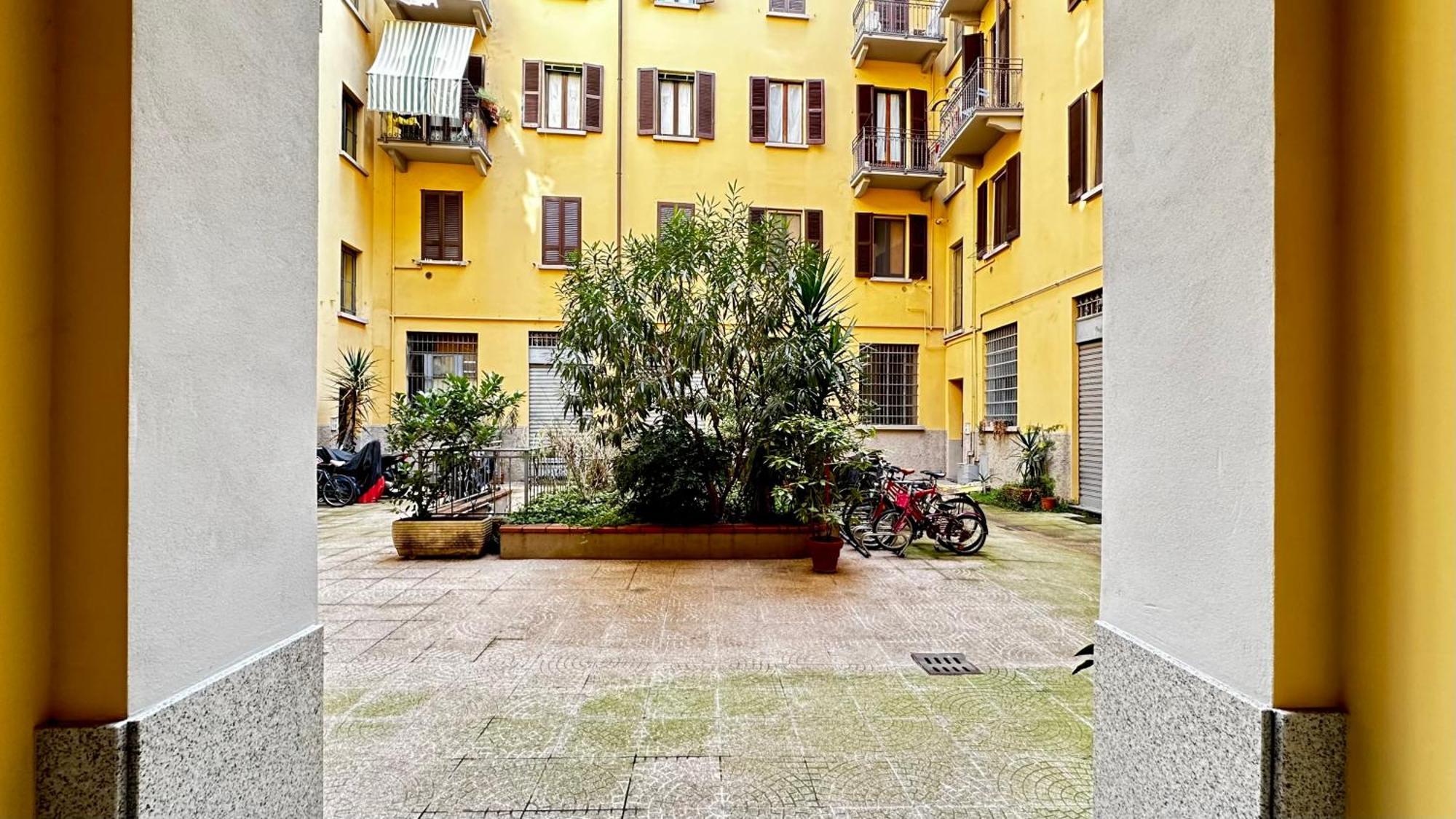 Lily Pads -Elegant Apartment- In The City Center Milano Dış mekan fotoğraf